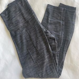 Lululemon Align Pants 25” - Wee Are From Space Dark Carbon Ice Grey